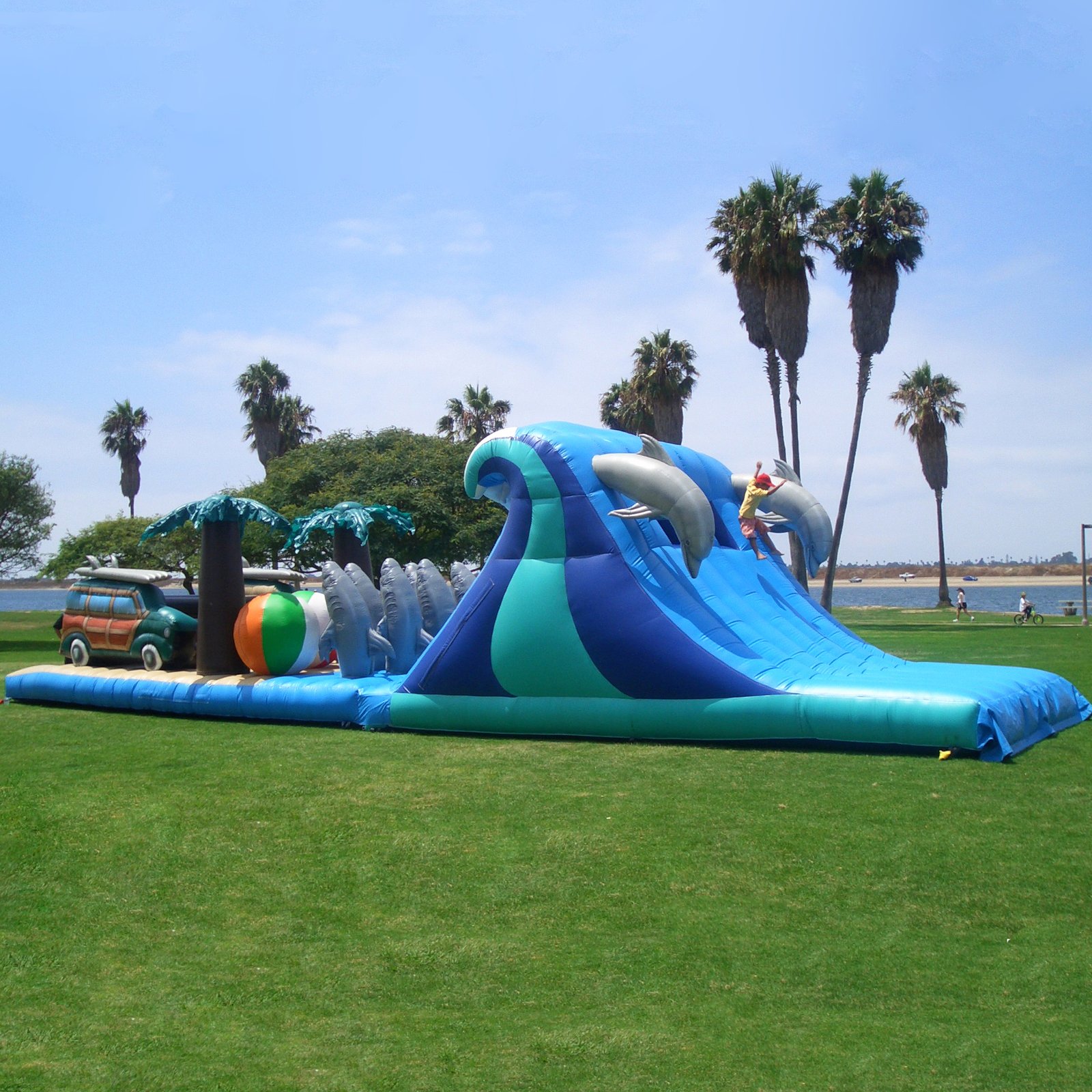 Obstacle Course – Surf Wagon Beach